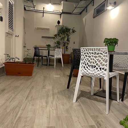 Casa Vacanze Donna Mariacarme' 巴勒莫 外观 照片